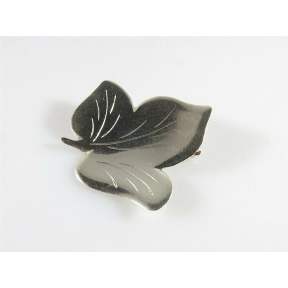 Artisan Signed Handmade Sterling Silver Leaf Pin Brooch 1 3/8 x 1 7/16 5.6gr - Picture 2 of 5